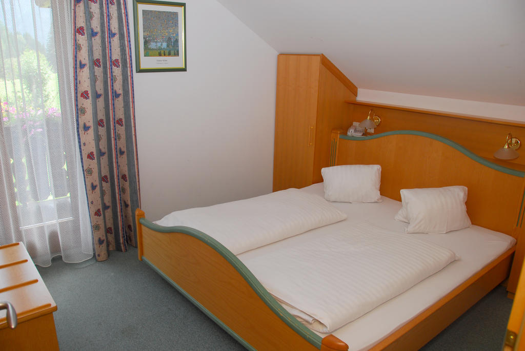 פלאטלאך Alpenhotel Badmeister חדר תמונה