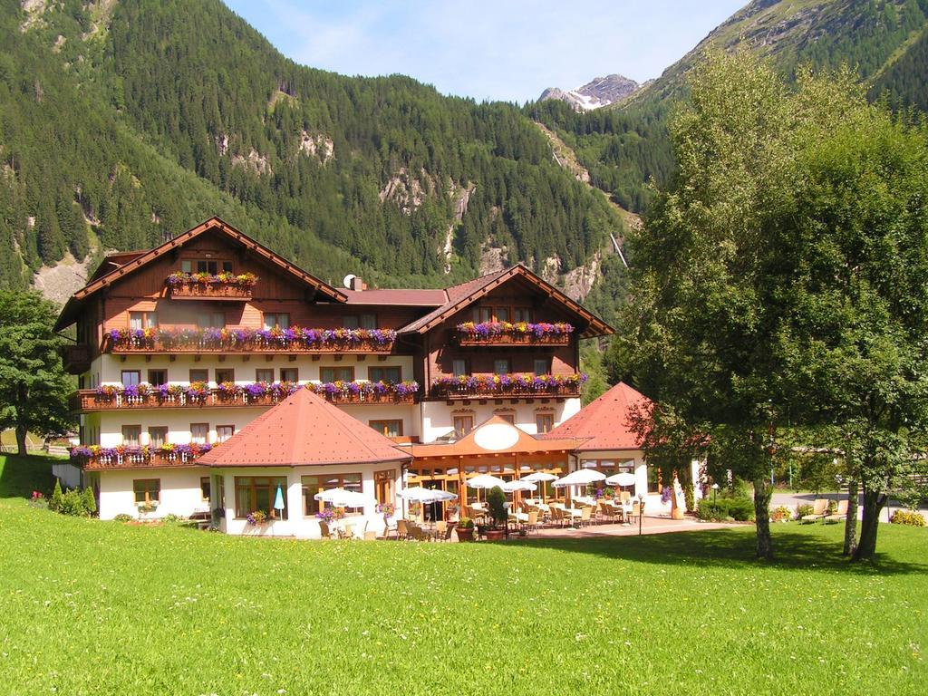 פלאטלאך Alpenhotel Badmeister מראה חיצוני תמונה