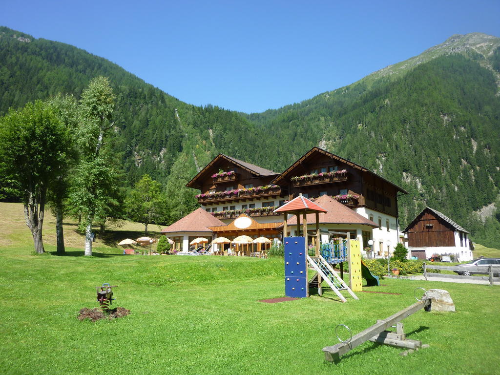 פלאטלאך Alpenhotel Badmeister מראה חיצוני תמונה