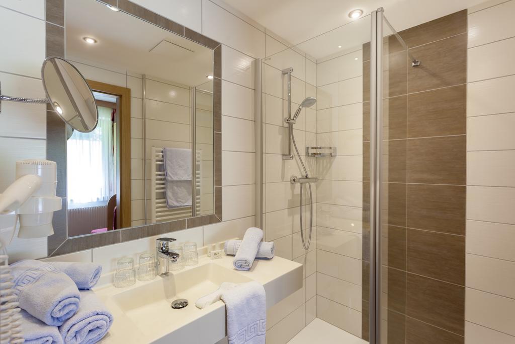 פלאטלאך Alpenhotel Badmeister חדר תמונה